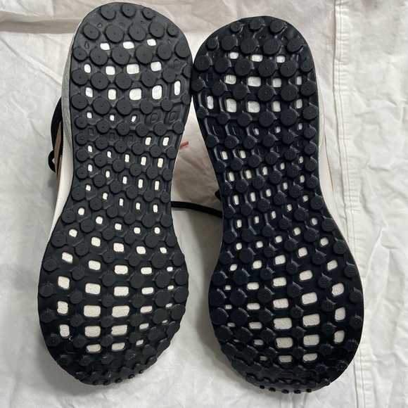 Adidas Shoes - Picture 4 of 5